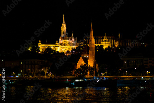 Budapest by  night Hungary © Makowski_f