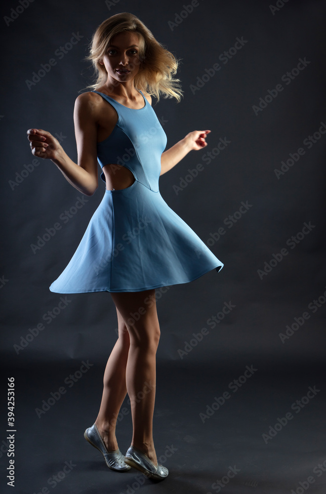 Naklejka premium female figure in clothes, studio portrait