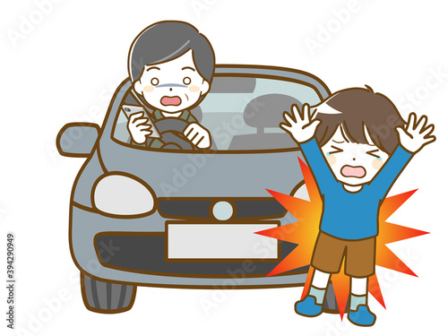 運転中によそ見して男児にぶつかる中年男性