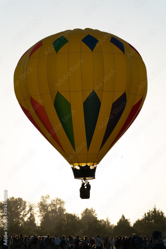 Obraz premium hot air balloon in sunset