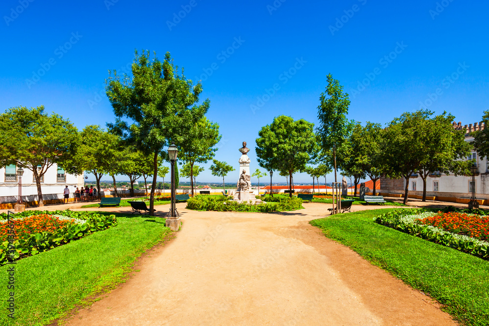 Fototapeta premium Jardim Diana public garden in Evora