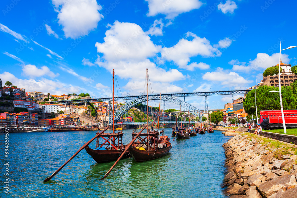 Traditional boats, Dom Luis Bridge, Porto