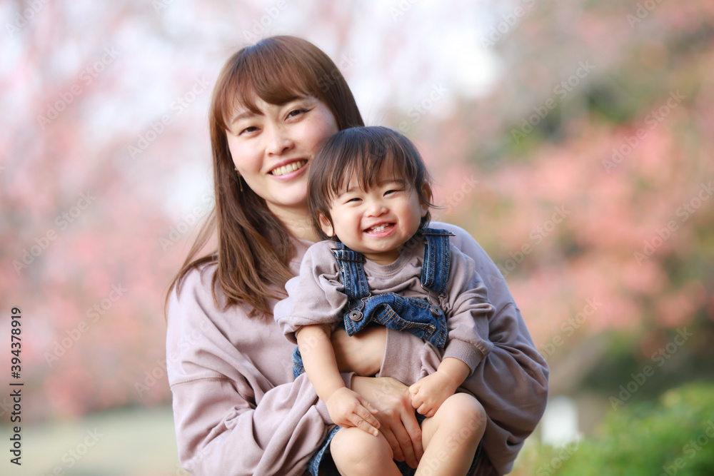 Fototapeta premium 笑顔の親子