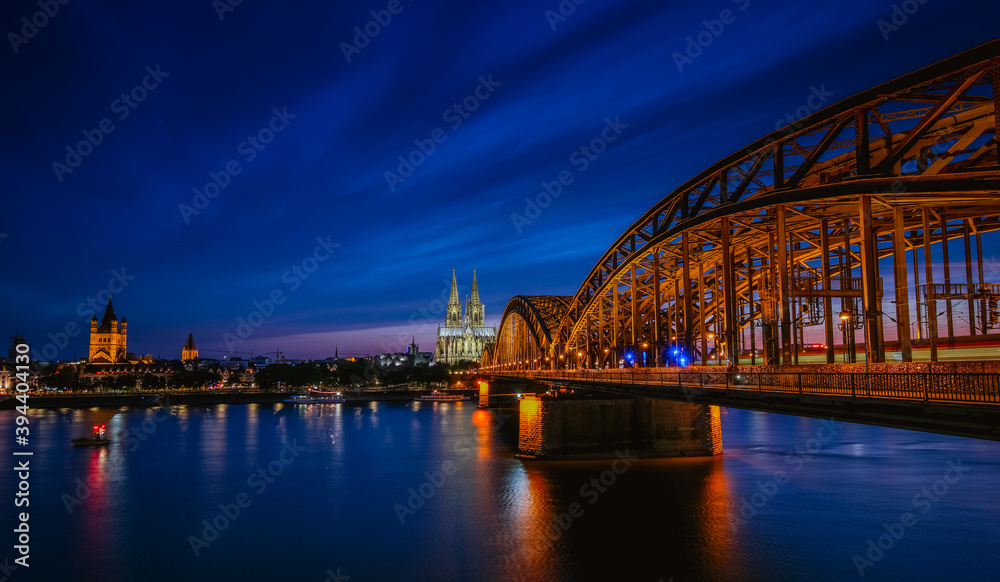 Fototapeta premium BlueHour at Cologne