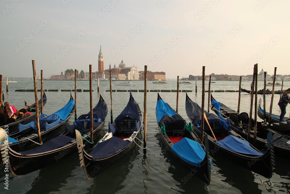 gondoles a Venise devant San Giorgio