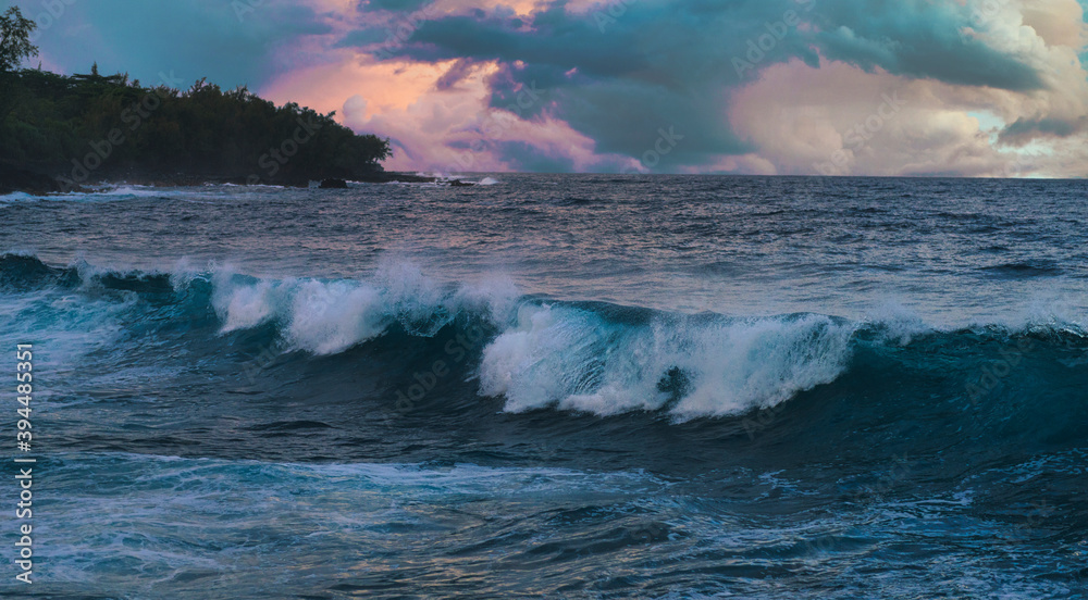 Obraz premium Tropical scenes from the big island of Hawaii with palm trees, rainbows, rain forest and sunset waves. Magical landscapes and scenics.