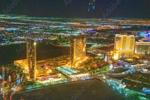 Canvas Print LAS VEGAS, NV - JUNE 29, 2018: Night aerial view of Casinos and Hotels along The Strip