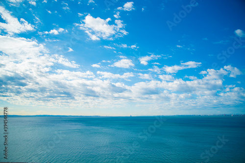 Blue sky on the sea（海の上の青空） © T . H
