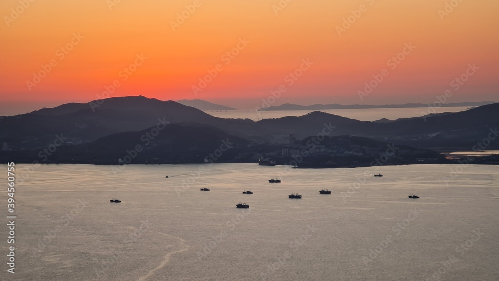 Naklejka premium Maritime sunset