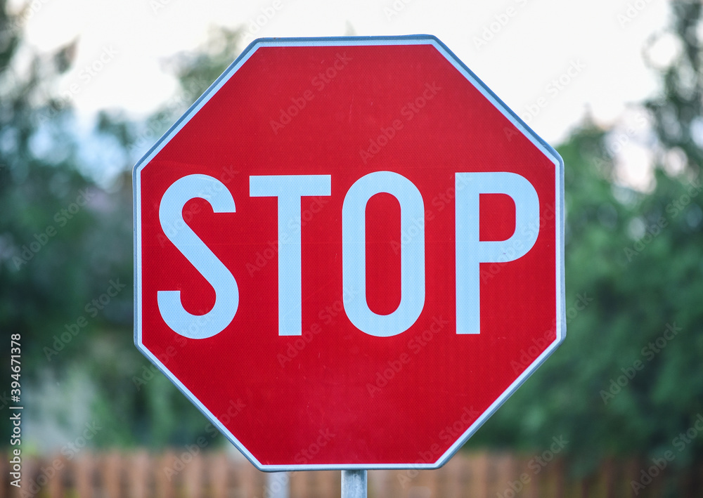 traffic sign where you have to stop