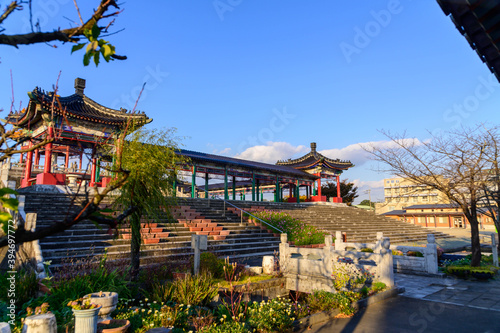 宮廷風景 さわやか空「宮廷・公園」 日本・2020年(秋)現地撮影 九州・熊本県菊池市泗水町(有朋の里・泗水孔子公園)Court scenery Refreshing sky 