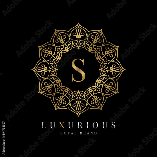 letter S luxury round alphabet logo template vector mandala for premium brand, personal branding identity, boutique, spa, wedding, gown, make up artist and cosmetic