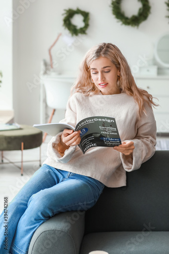 Beautiful young woman in wa...