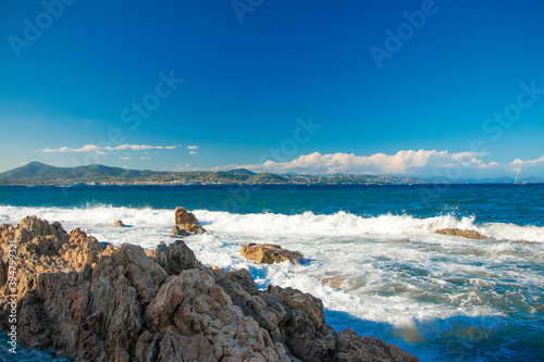 sea and mountains