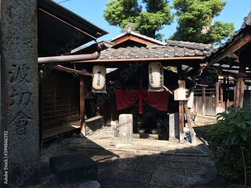 石上神社 波切不動明王（京都）- Isonokami Jinja Shrine, Kyoto, Japan © Kyoto Photo