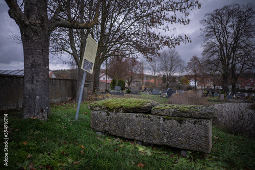 Römische Sarkophage vom Greifenberg in Sulzheim