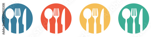 Bunter Banner mit 4 Buttons: Besteck, Restaurant oder Essen photo