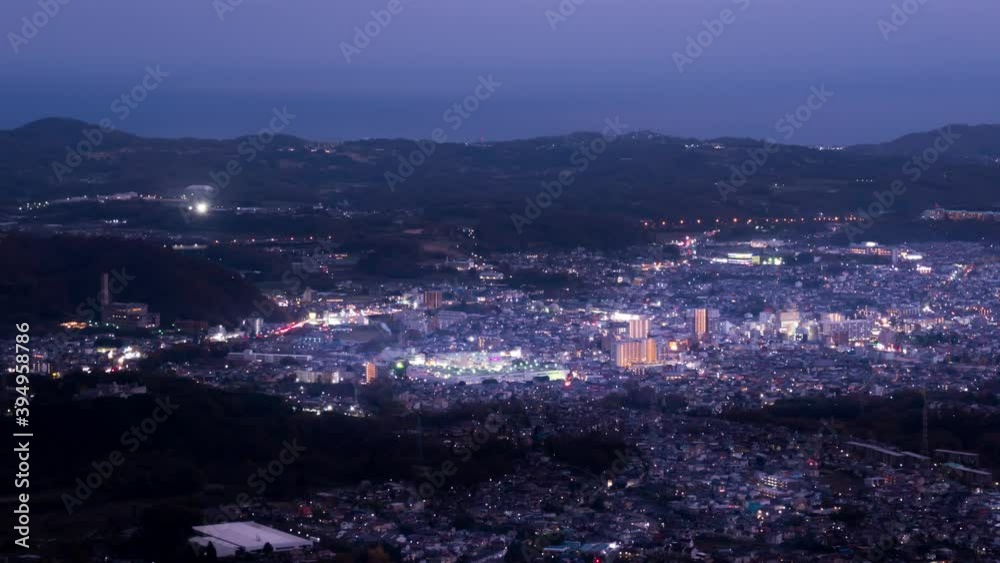 都市風景　タイムラプス　夕暮れから夜景　長時間撮影