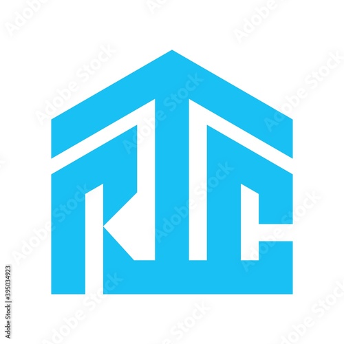 letter R T C logo