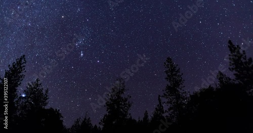 Beautiful Starlight in this Orion Galaxy Time-lapse.