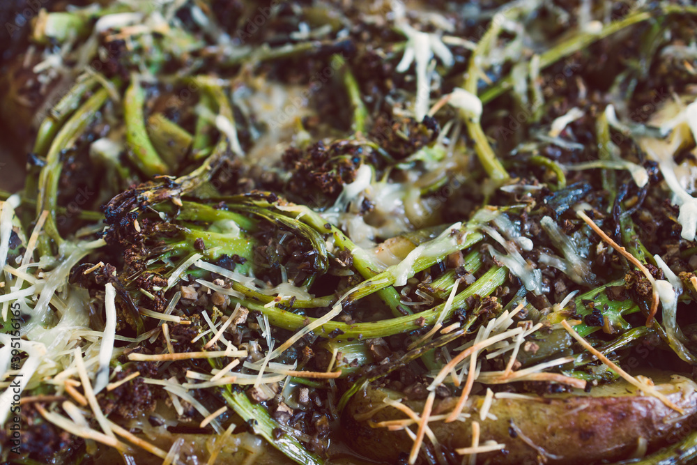 Fototapeta premium plant-based food, vegan roasted potato and caulini bake with dairy-free cheese
