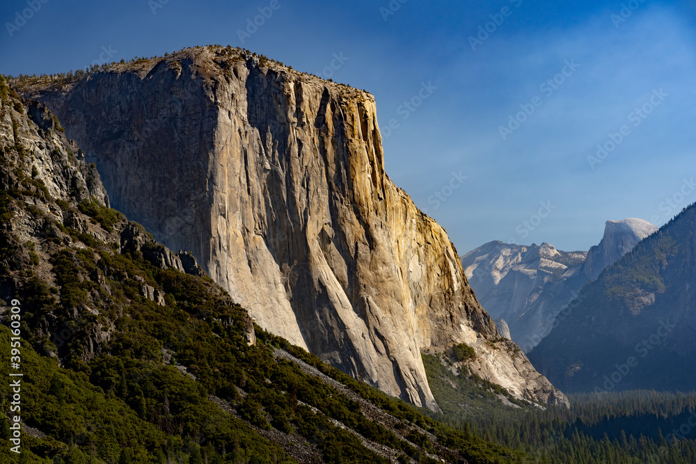 tunnel view landscape in Yosemite