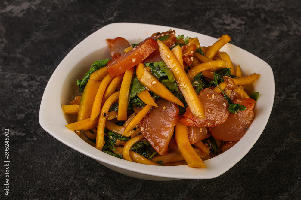 Salad with mango and chicken Salad with mango and chicken