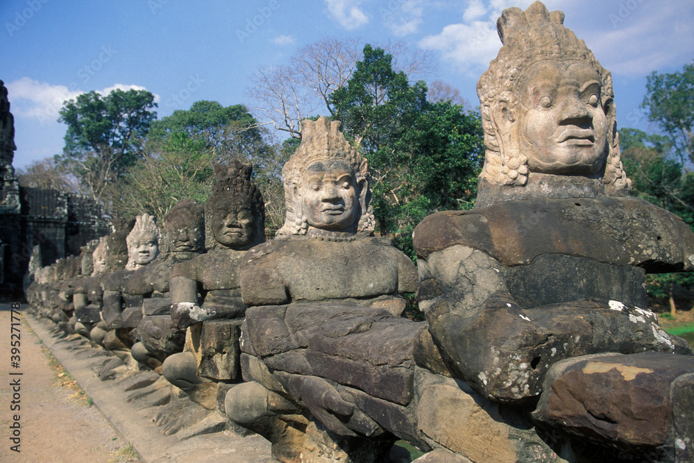 CAMBODIA SIEM REAP ANGKOR THOM SOUTH GATE