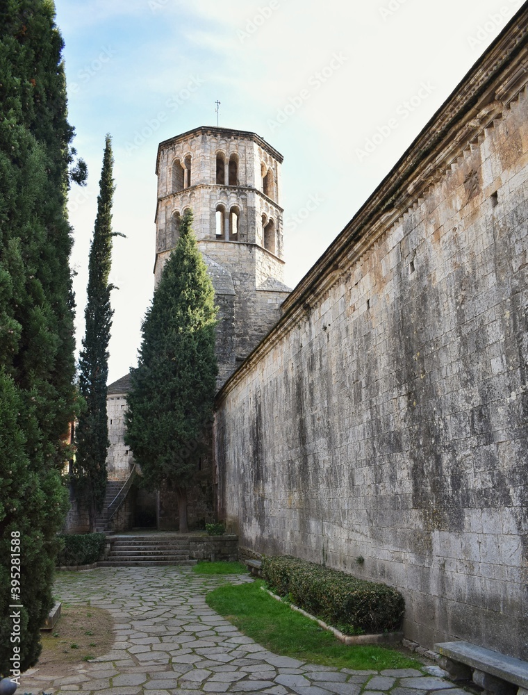 Obraz premium monastery in Girona, Catalonia, Spain