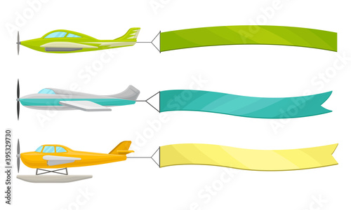 Flying Airplanes with Fluttering Empty Banner Vector Set