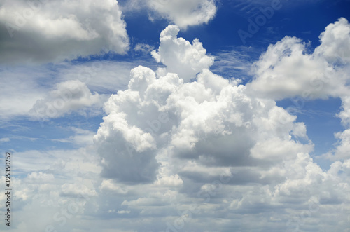 beautiful blue sky and white fluffy cloud horizon outdoor for background.