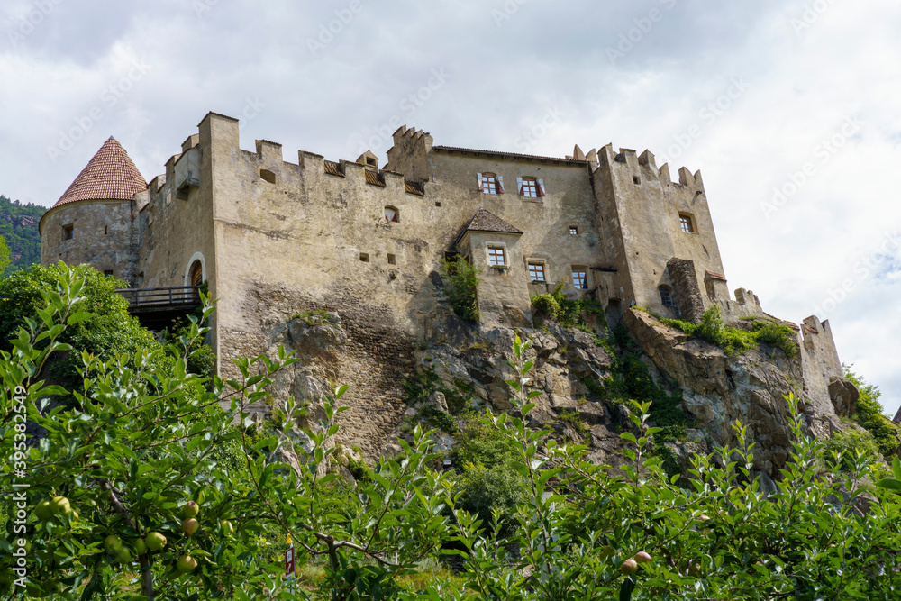 Cycleway of the Venosta valley, Castelbello castle Cycleway of the Venosta valley, Castelbello castle