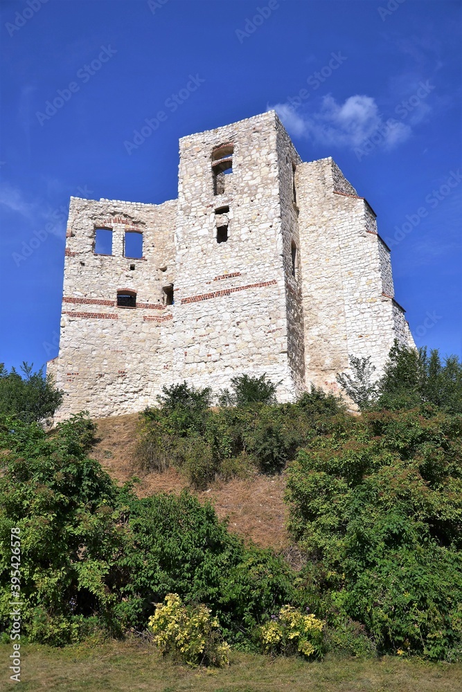 Kazimierz Dolny Castle - thirteenth and fourteenth-century Romanesque castle ruins located in Kazimierz Dolny, Poland, Europe.