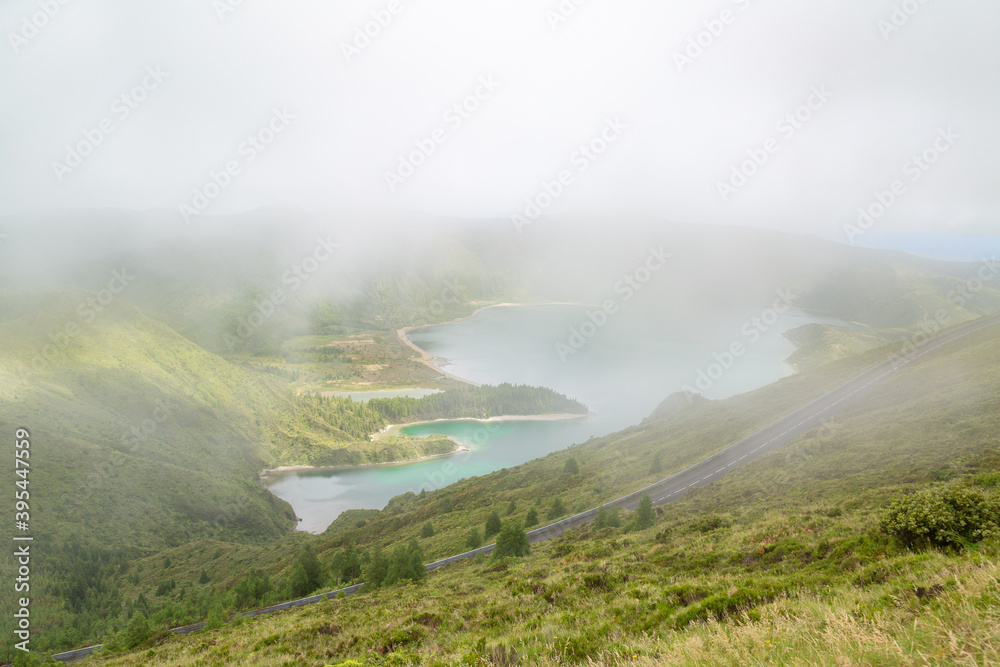 Fototapeta premium Panorama Lac de Feu aux Açores à Saõ Miguel en été
