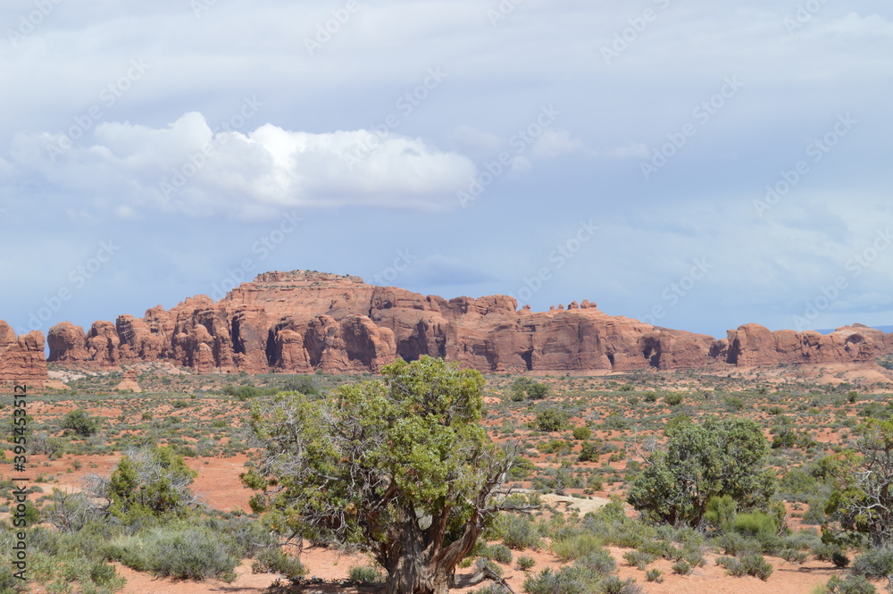 Red rocks and Sandstone cliffs at Arches National Park, Utah Red rocks and Sandstone cliffs at Arches National Park, Utah