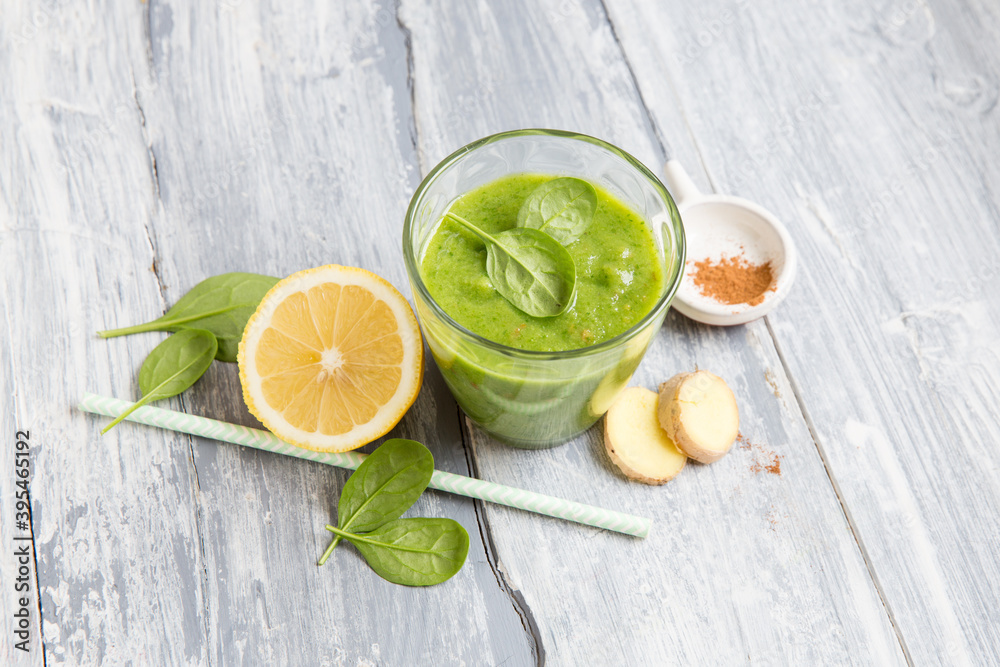 A green smoothie with spinach and ginger A green smoothie with spinach and ginger
