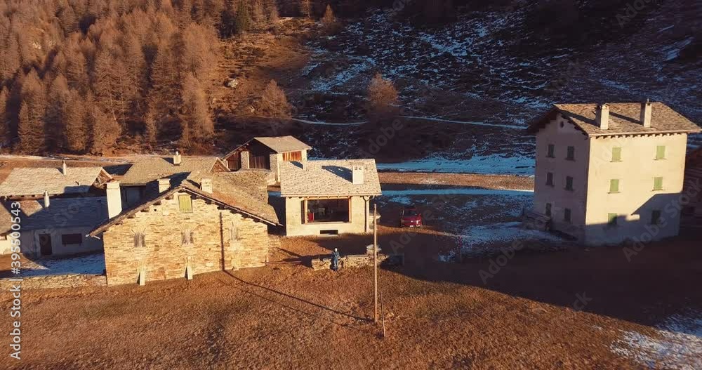 ville de montagne ancien - Alpes