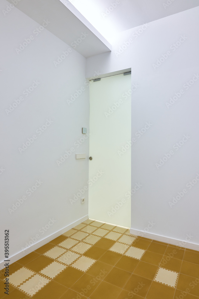 Piso, apartamento reformado vacío muy luminoso Piso, apartamento reformado vacío muy luminoso