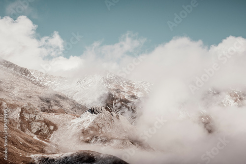 Colle dell'Agnello, Cuneo (Italia). Prima neve autunnale
