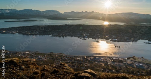 Timelapse Tracking of the Midnight sun over Tromsø, Norway in 2018.