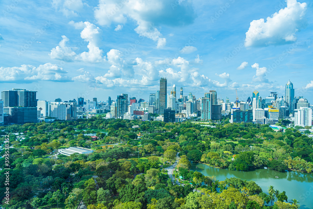Fototapeta premium Beautiful landscape of cityscape with city building around lumpini park in bangkok
