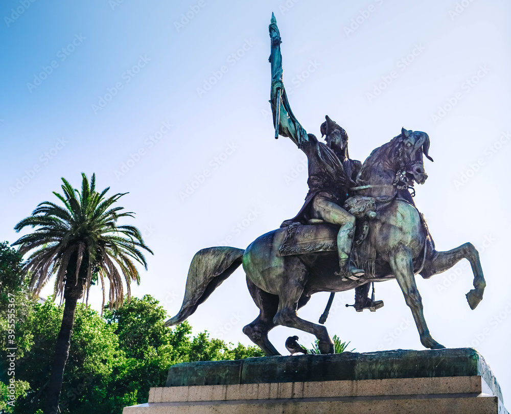 Obraz premium statue of monarch