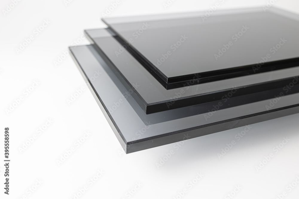 Sheets of Factory manufacturing tempered clear float glass panels cut to size Sheets of Factory manufacturing tempered clear float glass panels cut to size