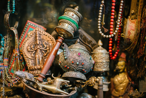 Quadro em tela Tibetan Buddhism Om Mani Prayer Wheel