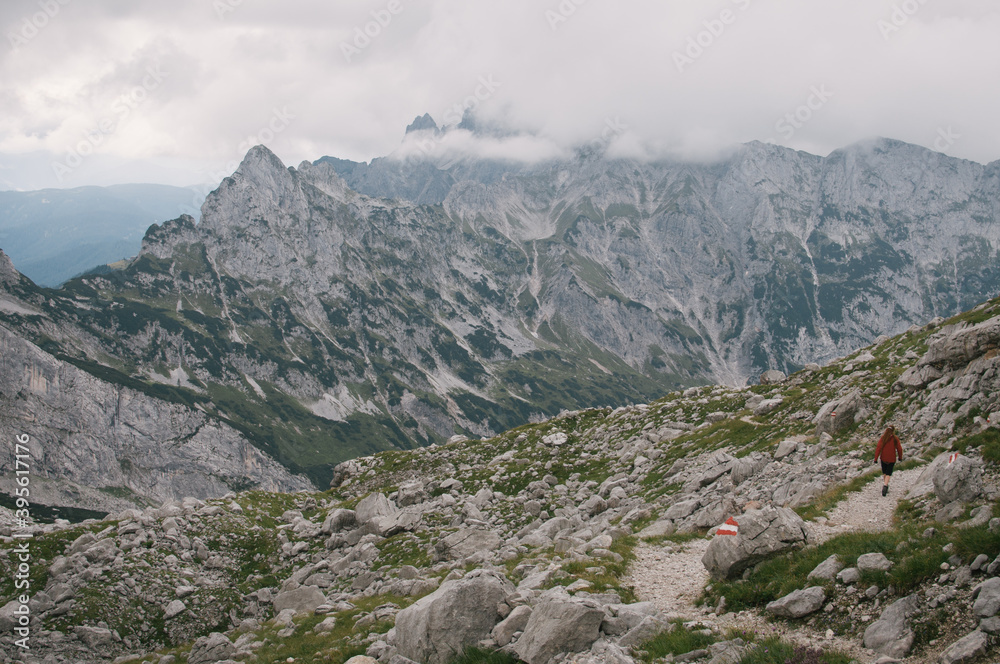 Fototapeta premium Hiking in Dachstein mountains (Dachsteingebirge