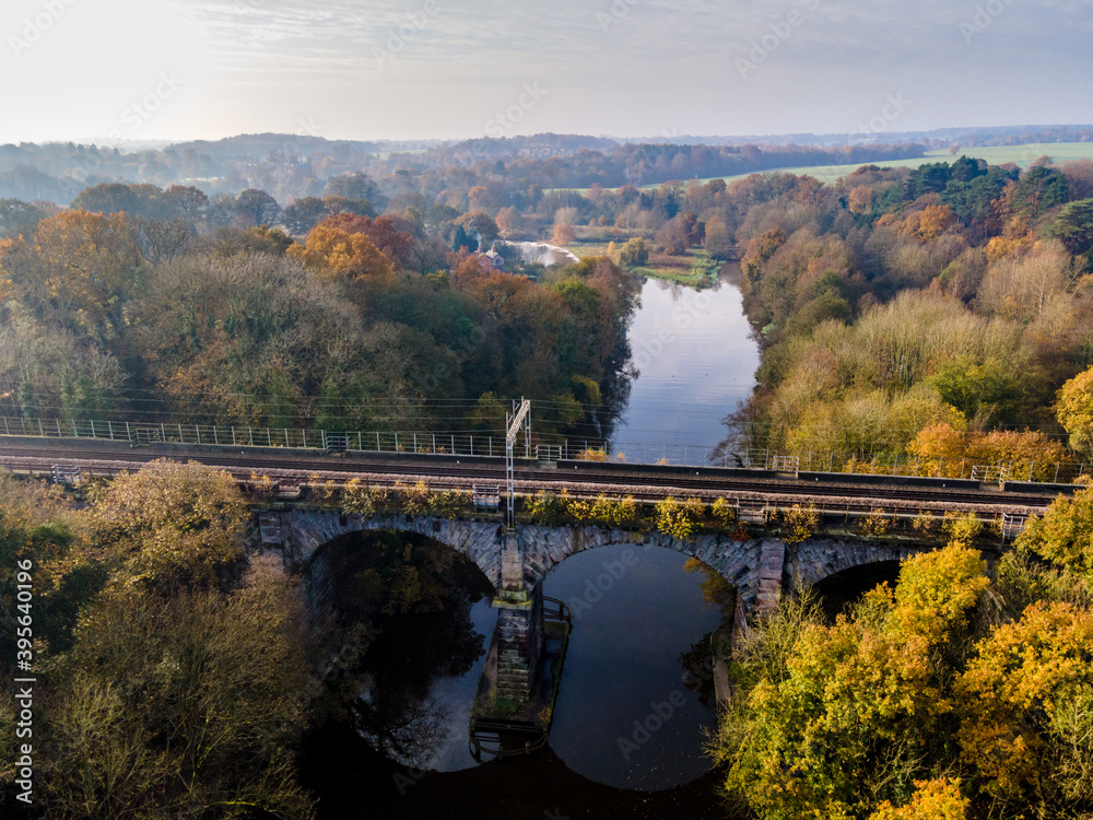 Vale Royal Railway Viaduct over the river Weaver near Hartford, Northwich, Cheshire	 - obrazy, fototapety, plakaty 