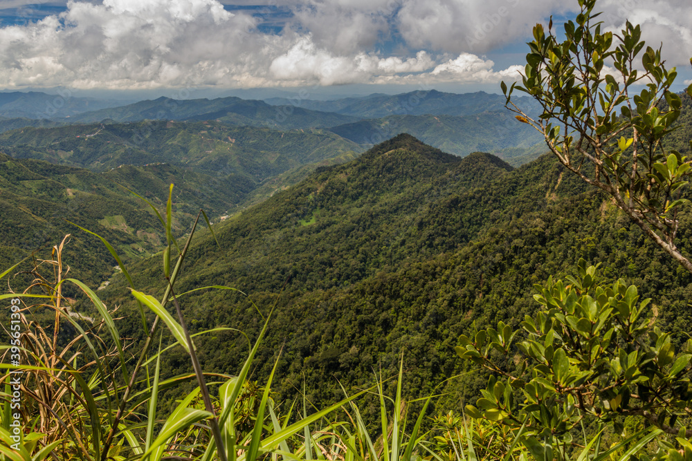 Fototapeta premium Landscape of mountains near Mount Kinabalu, Sabah, Malaysia