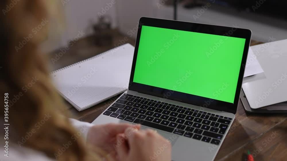 Laptop with green screen display close up shot - videoclip Laptop with green screen display close up shot - videoclip