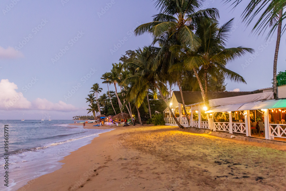 Fototapeta premium Evening view of a beach in Las Terrenas, Dominican Republic