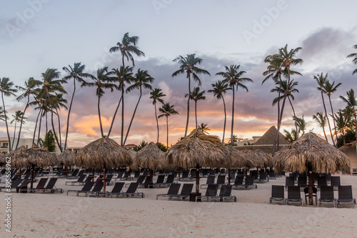 Fototapeta Naklejka Na Ścianę i Meble -  Sunset at Bavaro beach, Dominican Republic